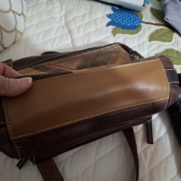 COPY - FOSSIL CROSSBODY - Picture 8 of 11